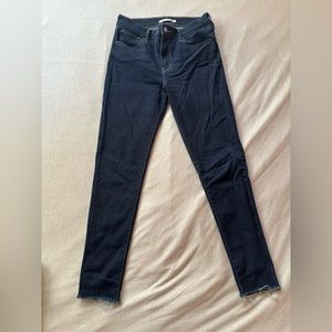 Levi's 720 High Rise Super Skinny 29x28